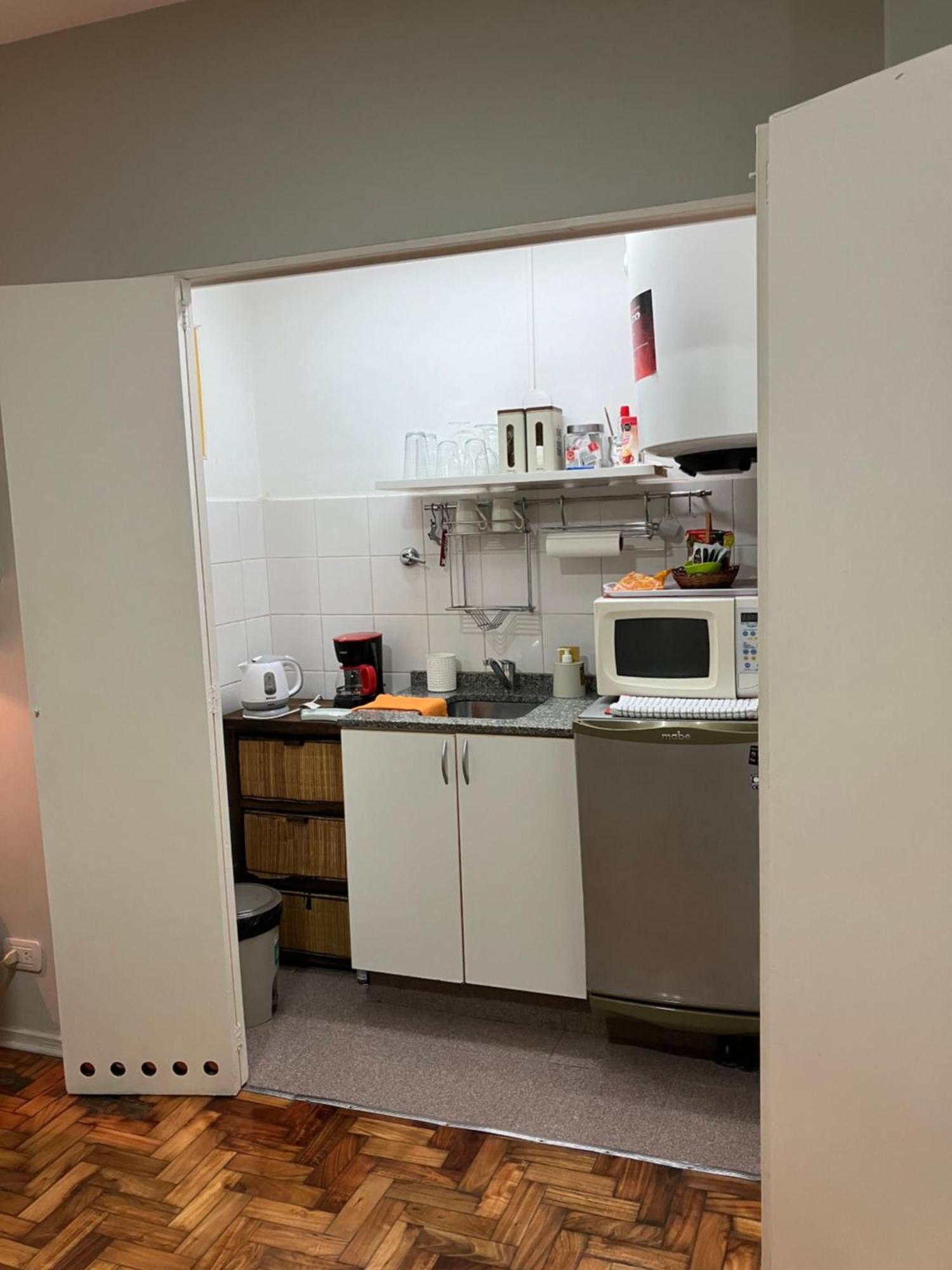 Appartamento Studio Anchorena Y Juncal Buenos Aires Esterno foto